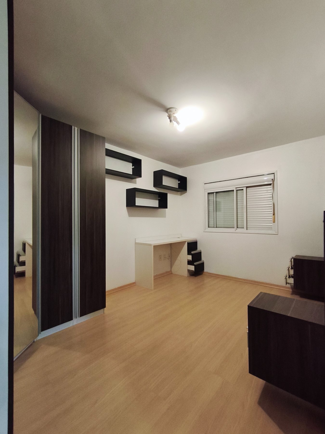 Apartamento 2 Dorm semimobiliado — foto 10