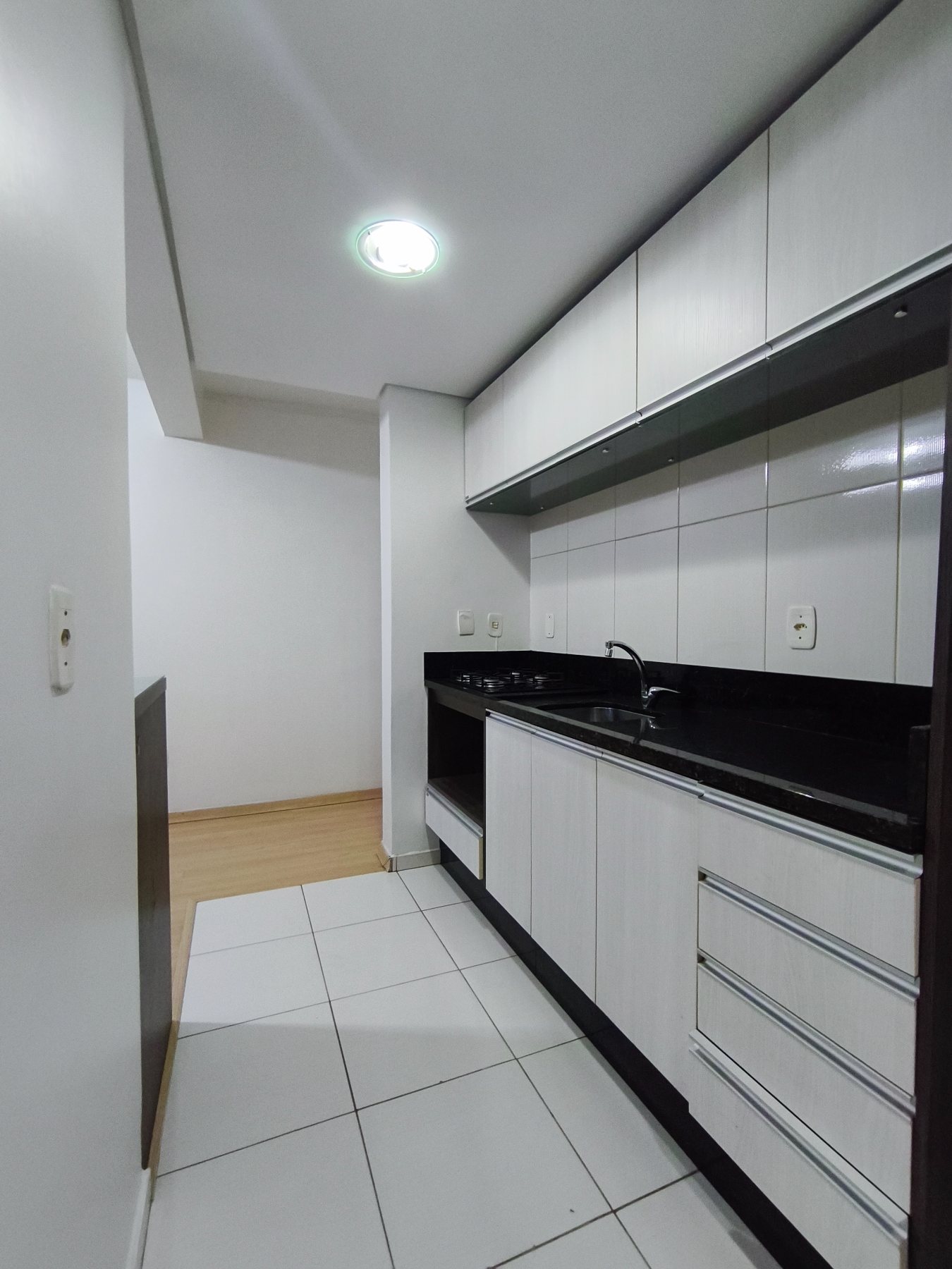 Apartamento 2 Dorm semimobiliado — foto 5