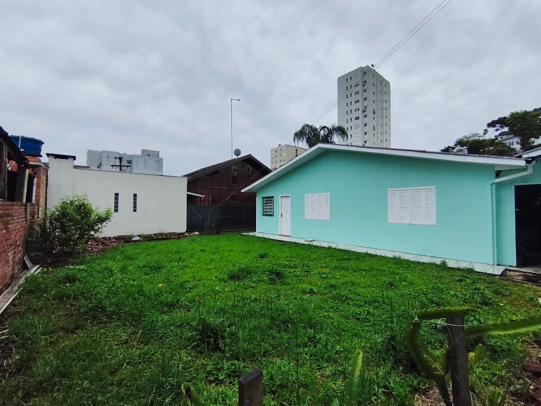 Casa 3 dorm no Desvio Rizzo — foto 5